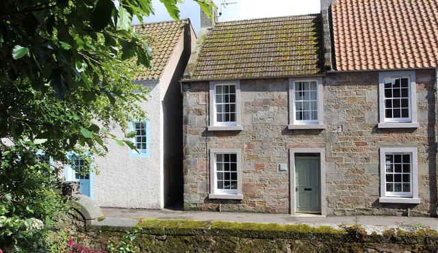 16 WESTGATE SOUTH, family friendly, country holiday cottage in Crail