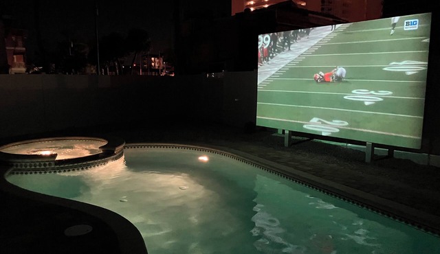160 inch pool tv plus 120 inch great room tv 6 Bed 5 Bath Pool and hot tub