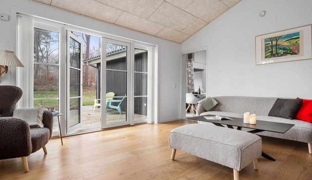 1628 Melby - Carl Brissonsvej 24