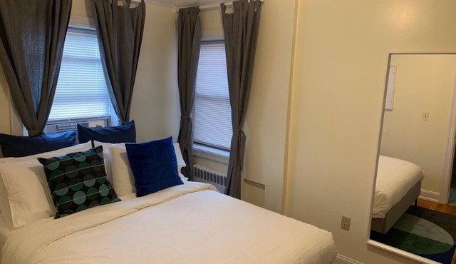 1631 3B · Astonishing 2bed Apt-20 min to NYC/Parking Avail