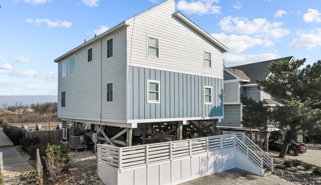 1661 - The Best Nest, Stunning Ocean Views. Putt Putt Around the Pool!