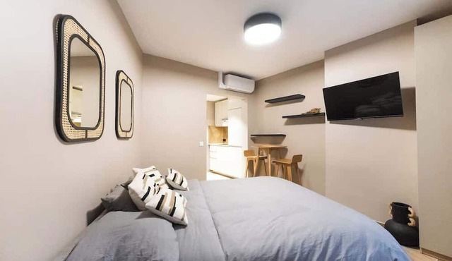 167 Poissonnière - 2 · Cosy et climatisé au coeur de Paris