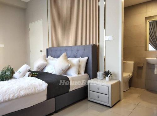 168 Park Residence by HomeBrickz