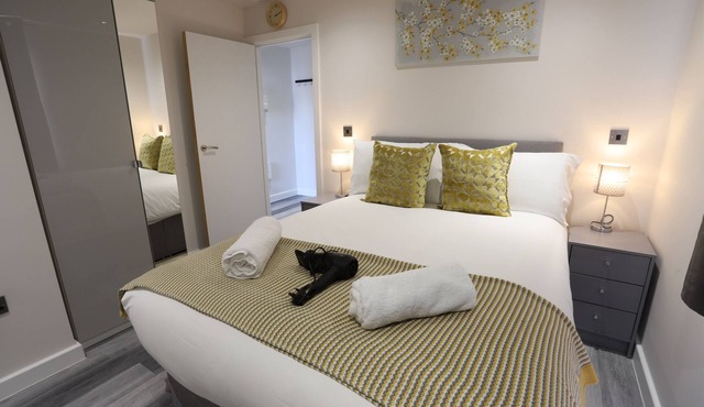 16Birmingham NEC/Airport Interchange shortstay homebase