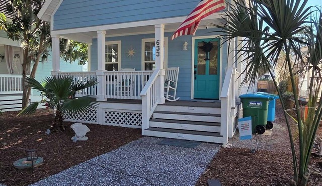 16th and Paradise - 2 Miles From Parris Island!