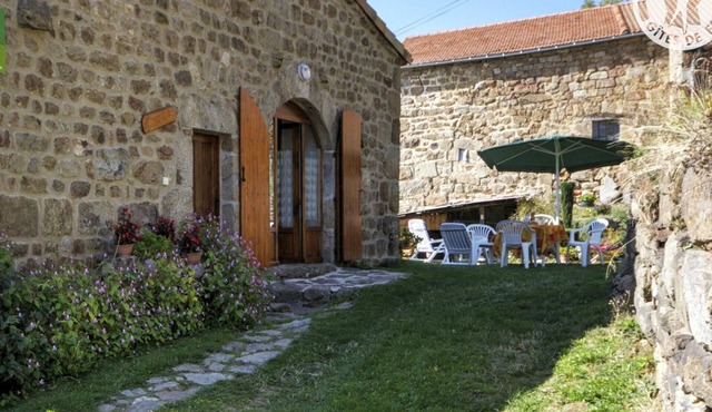 16th Century Cottage with Fireplace Near Burdignes