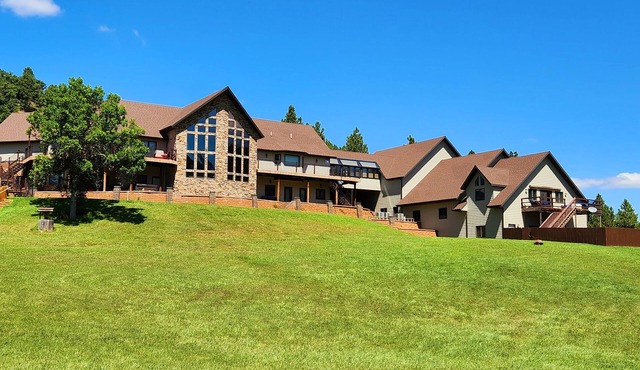 17 Acres of luxury, Comfort, & 2200sf Game Room/Movie Theater!