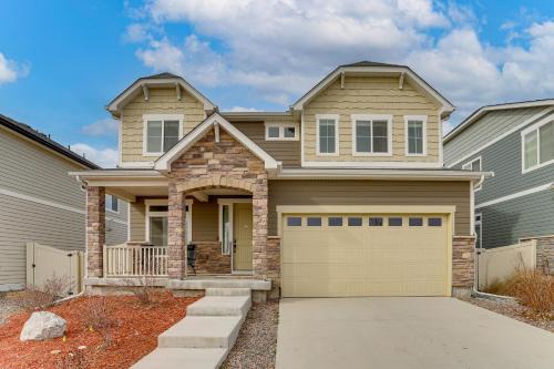 17 Mi to Downtown Denver Modern Aurora Home!