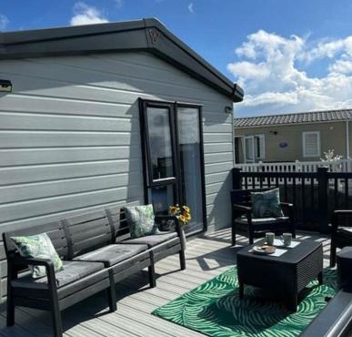 17 Sherringham Patrington Leisure Park private garden, parking, views