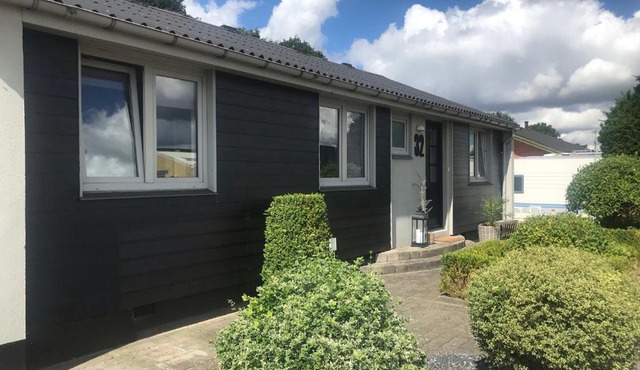 170 M2 stort hus tæt på centrum, MCH og Boxen