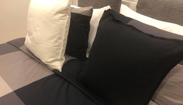 1703 1C · Enjoyable 1 bed Apt-20 min to NYC/Parking Avail.