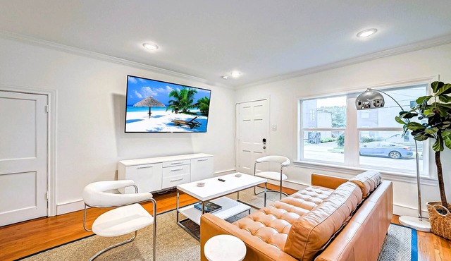 1709 Maryland 2KING/1BA Bottom Apt Duplex Pets Ok!n10 FURNISED APARTMENTS ONSITE