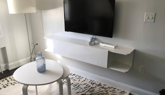 1721 1C · Bright NYC Apt/Parking Avail-20 min to Time Square