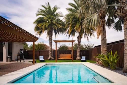 177 Pool Gameroom Outdoor Oasis