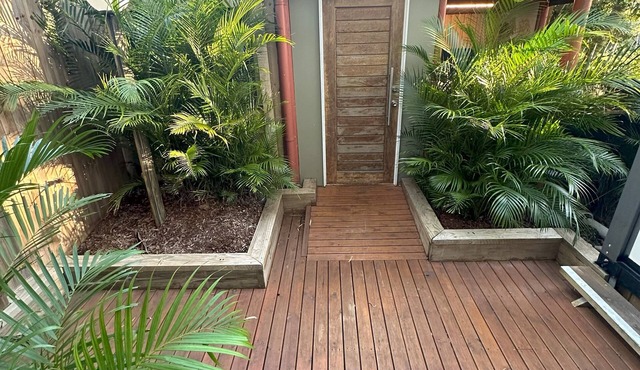 1770 Holiday Village