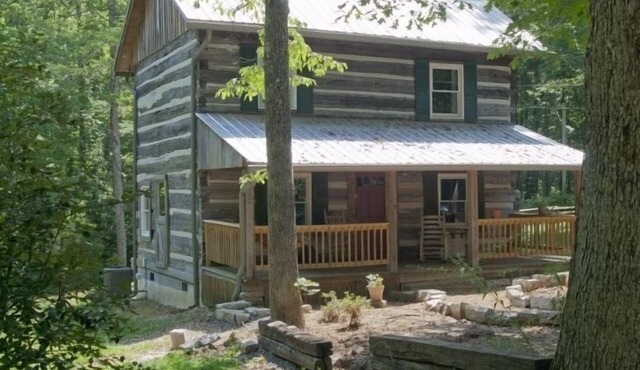 1790 Era Original Log Cabin in beautiful East Tennessee - Samuel Harned Cabin