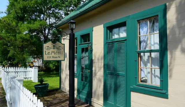 1790s cottage in Millersburg