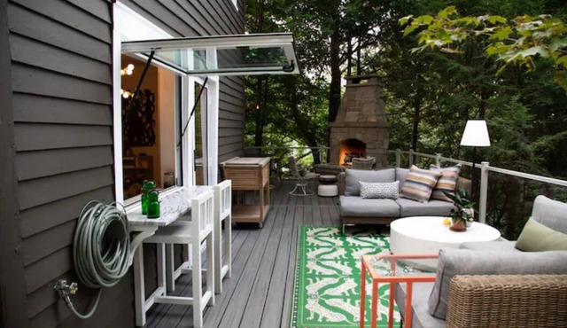 1796 Home on 3 Beautiful Acres in the Pocono Mountains with Plunge Pool