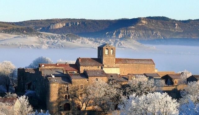 17th century house in st jean d'alcas