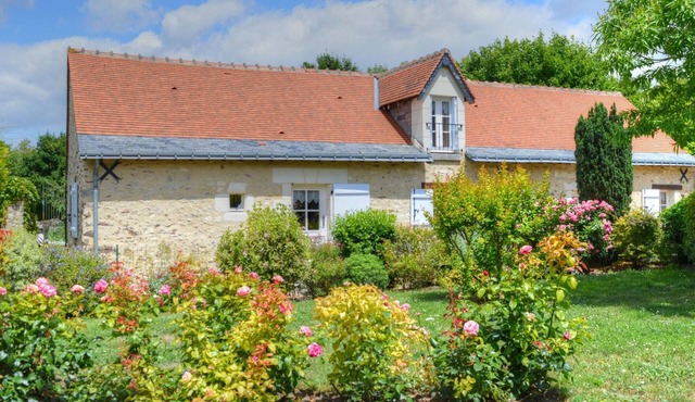 17th Century Charm Between Loire Castles and Futuroscope, with Pool and Lush Garden