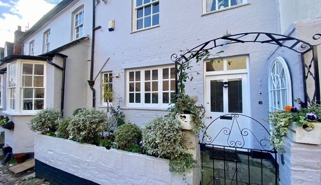 17th century Coach House - Pet & Family Friendly