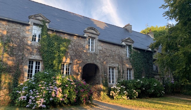 17th century property between the pink granite coast & Lannion, Studio 33m2