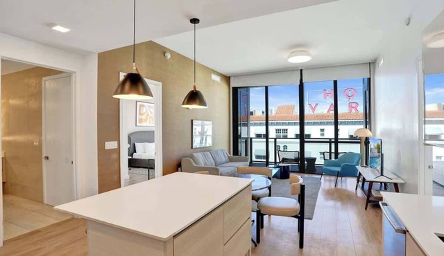 17WEST Spacious 2BR with Balcony 508