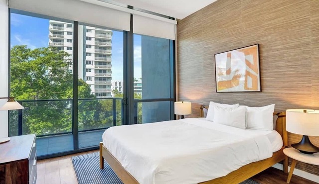 17WEST Spacious 2BR Apartment with Balcony 402