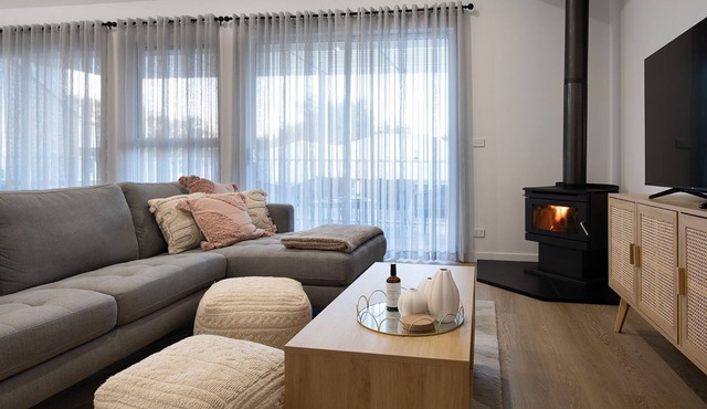 18 Albert House - Trentham