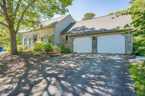 18 Bearberry Lane South Chatham - Rhododendron Cottage