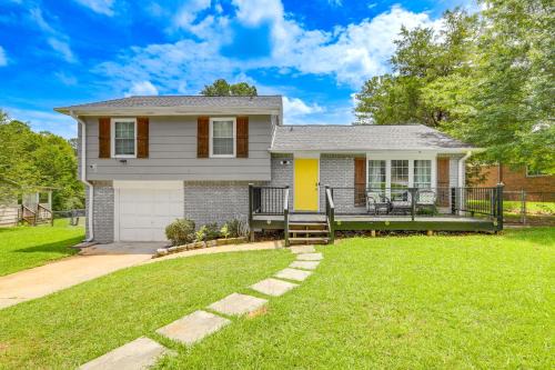 18 Mi to Dtwn Atlanta Pet-Friendly Home with Yard!
