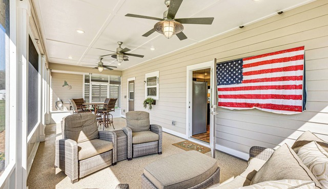 18 Mi to FSU: Quaint Cottage on 8 Acres w/Grill!