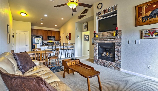 18 Mi to Winter Park: Granby Condo w/Covered Deck