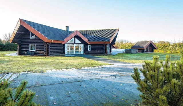 18 person holiday home in Ansager