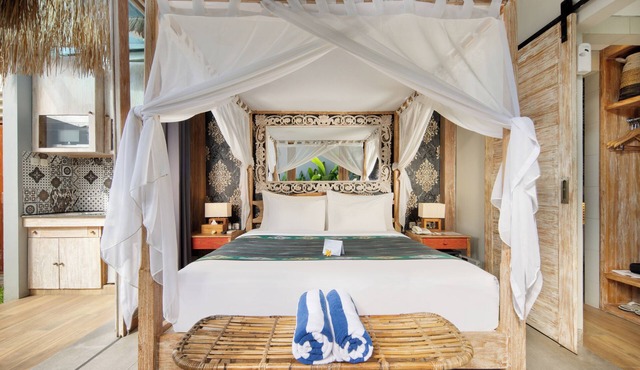 18 Suite Villa Kuta