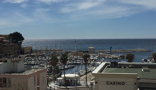 180 ° sea view apartment in Carry le Rouet