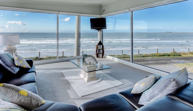 180 degree views of the fabulous East Beach