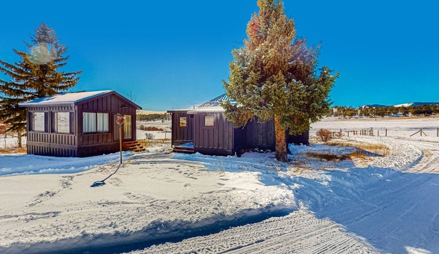 1800-acre ranch farmhouse with amazing views, animals, & entertainment