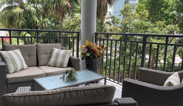 1800 Atlantic Condo in Key West – Stylish 2BR with Pool, Tennis & Beach