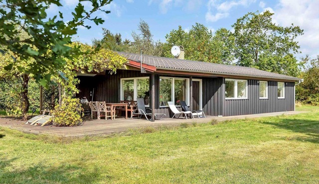 18008 Holbæk - Rævestien 5