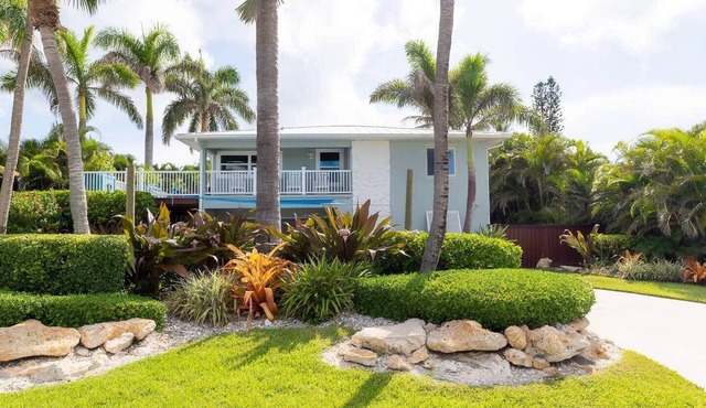 1809 Surfside | Private Beach | Heated Plunge Pool
