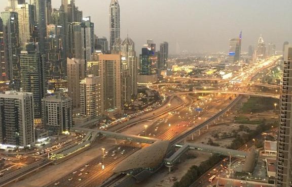 180° Sheik Zayed Road balcony views 2BR in JLT