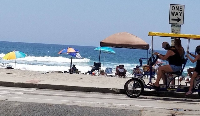 180°OceanViews, Private BeachHouse on Strand! LGDeck,F-pit,BBQ, AC, . Sleeps8.