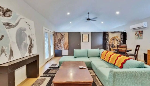 182) Secluded 3 bedroom!