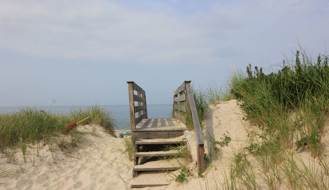183 #3 N. Shore Blvd - Charming condo, 2 BR, private path to East Sandwich beach
