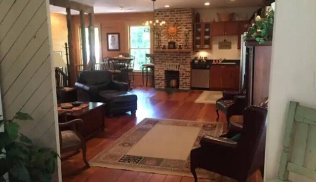 1831 House in Historic Old Towne Petersburg, VA