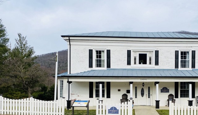 1840c Historic Anchorage House