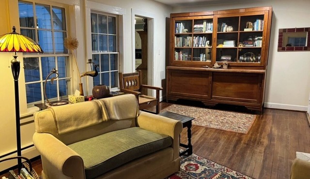 1850 3-bedroom+private office Mill House updated w historic charm Berkshires, MA