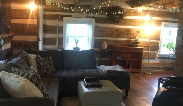 1850 Historic Log Cabin