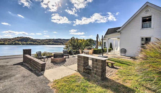 1872 Bethlehem Home w/View of Ohio River!